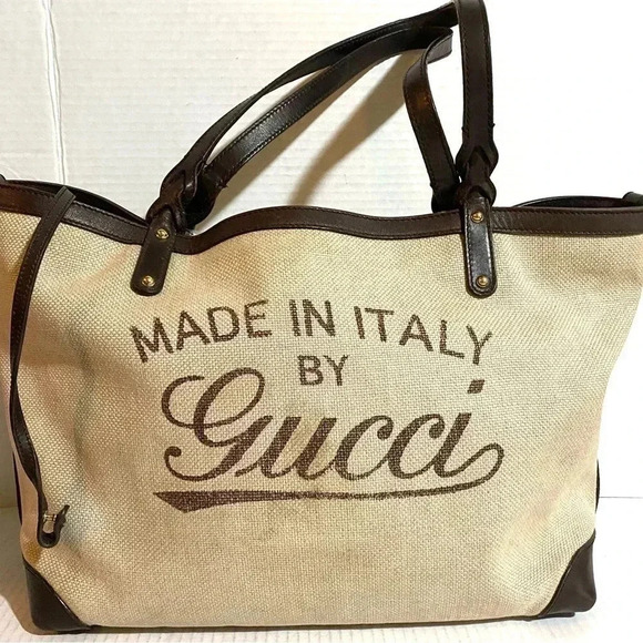 Gucci canvas leather tote with detachable pouch bag - Picture 6 of 15